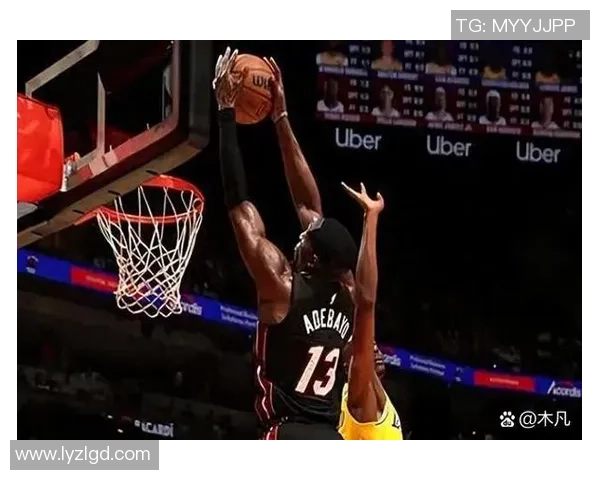 热火与湖人精彩对决回放12月11日比赛全程回顾与精彩瞬间分析